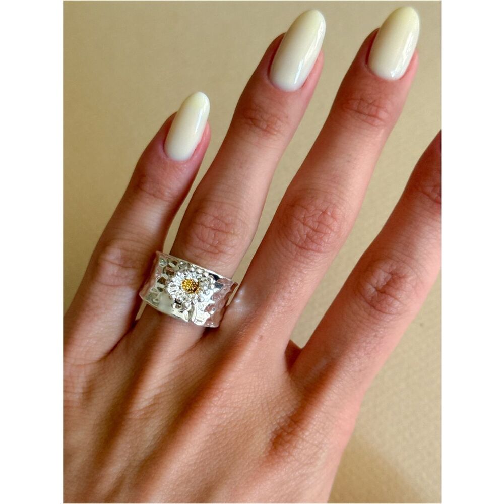 Daisy ring #2644 - Picture 4 of 4